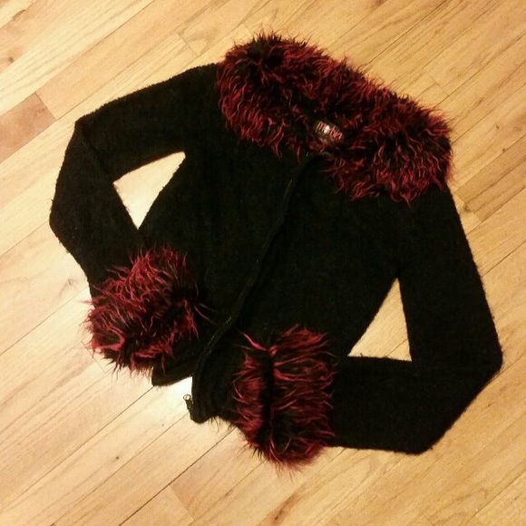 ISO: Morbid Threads - Picture 4 of 6